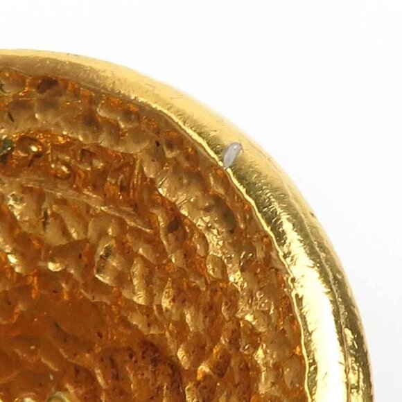 CHANEL Logo Clip on Earrings Gold Metal - e60407a - Picture 9 of 11